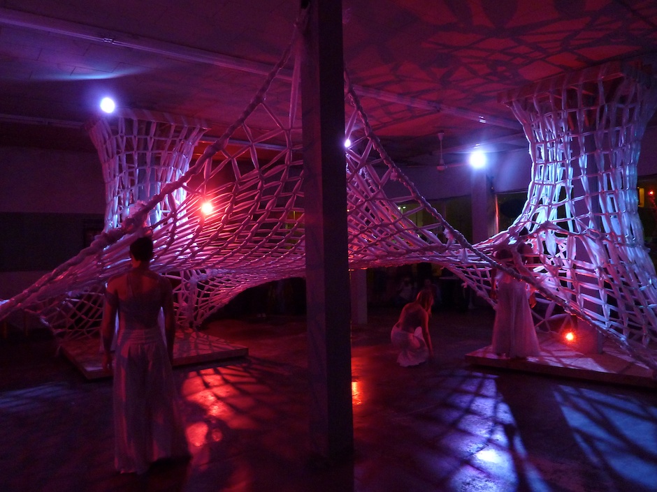 AOS-knitting-space-installation15